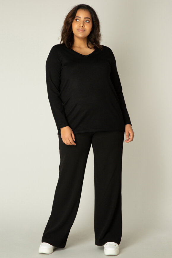 Base level curvy - Pullover