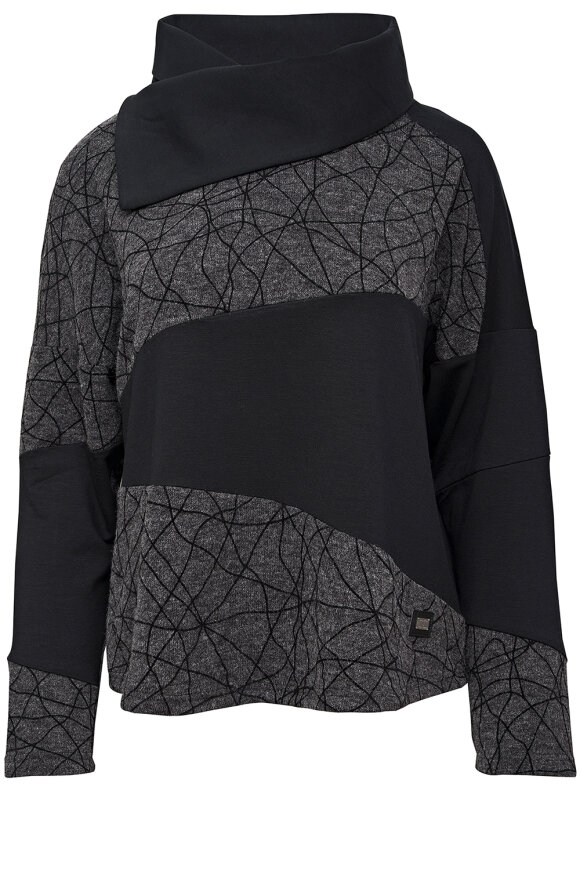 E Avantgarde - Bluse